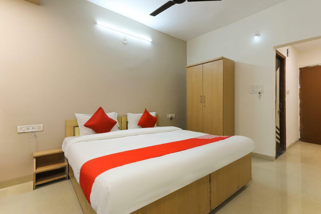 Oyo 43851 Hotel Virasat Mandu Экстерьер фото