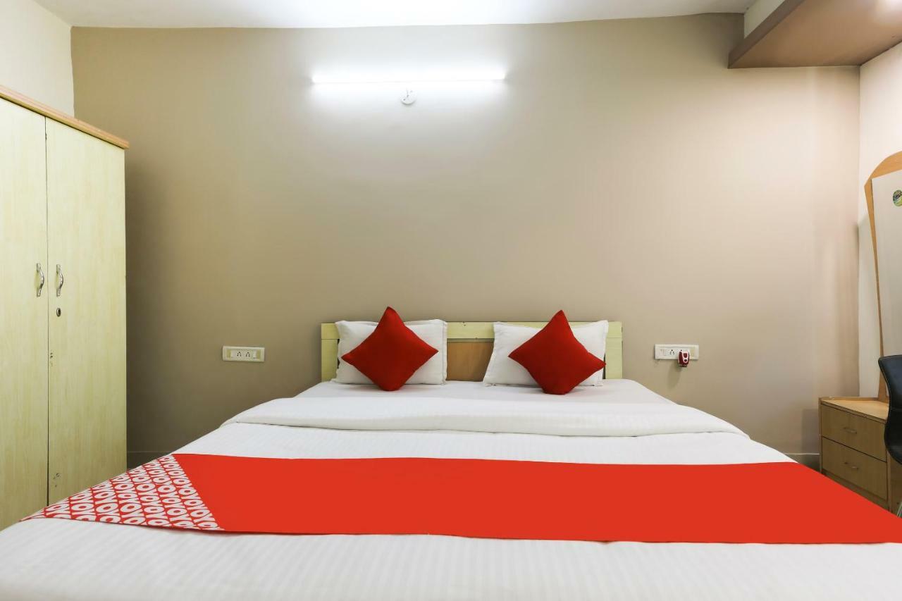 Oyo 43851 Hotel Virasat Mandu Экстерьер фото