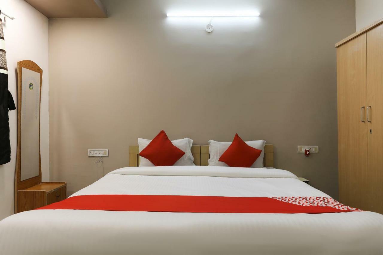 Oyo 43851 Hotel Virasat Mandu Экстерьер фото