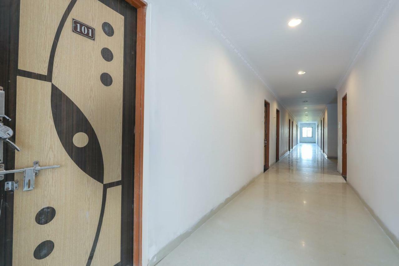 Oyo 43851 Hotel Virasat Mandu Экстерьер фото
