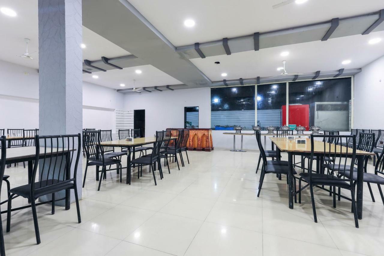 Oyo 43851 Hotel Virasat Mandu Экстерьер фото